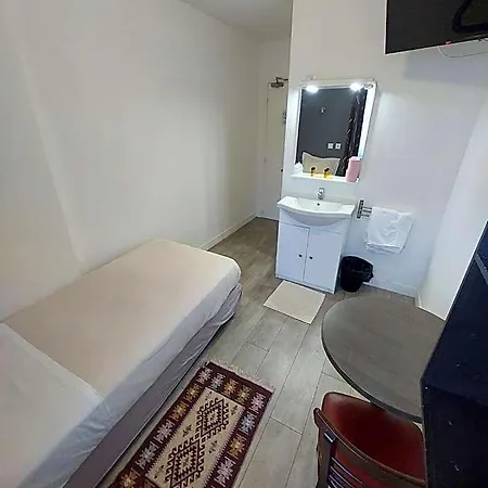 Hotel Le Kleber Montreuil (Seine-Saint-Denis)