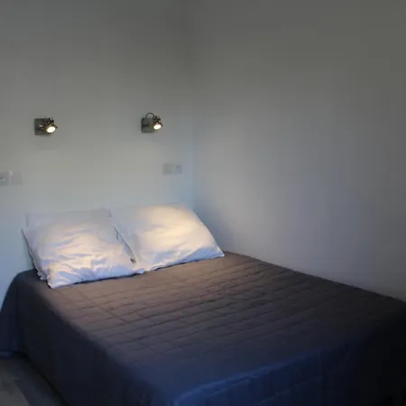 Le Kleber 2* Montreuil (Seine-Saint-Denis)
