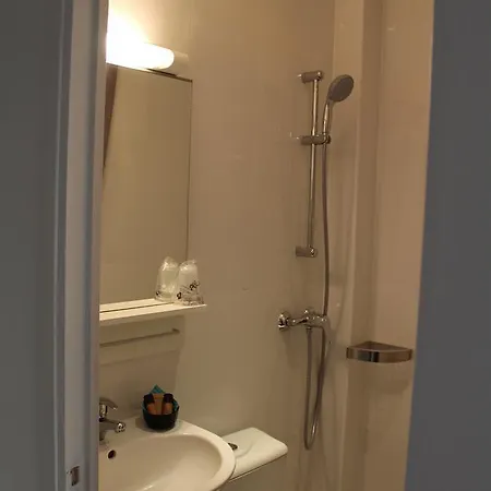 Le Kleber 2* Montreuil (Seine-Saint-Denis)